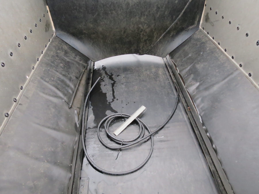4315 Edelstahl Bunker 1650x600 mm