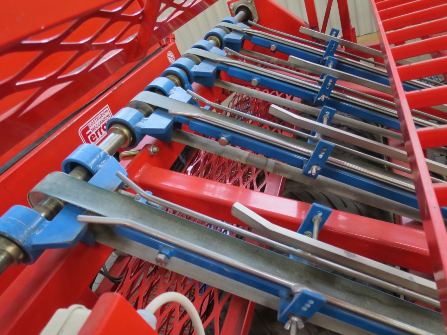 4334 Ferrari Rotostrapp Pflanzmaschine Selbstfahrend