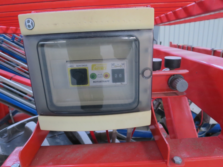 4334 Ferrari Rotostrapp Pflanzmaschine Selbstfahrend