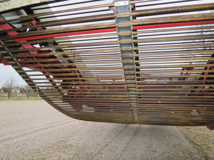 4341 Reekie Clean Flow 2000 potato harvester