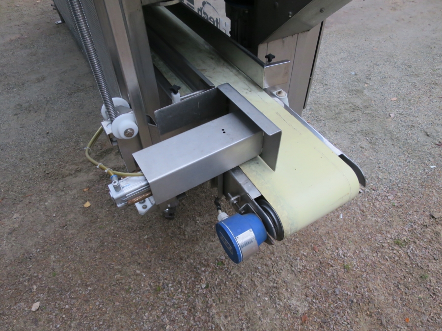 4358 Htech Verpackungsmaschine APF3