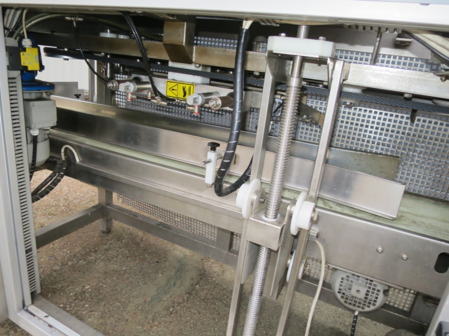 4358 Htech Verpackungsmaschine APF3