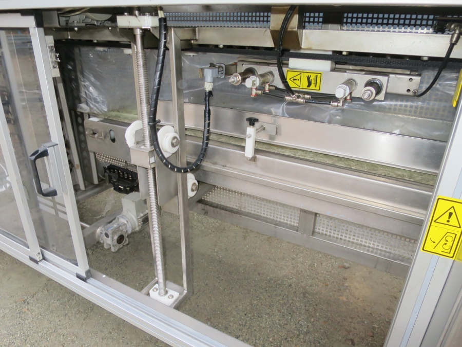 4358 Htech Verpackungsmaschine APF3