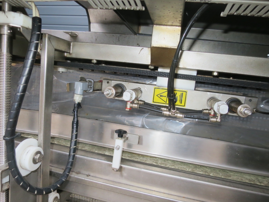 4358 Htech Verpackungsmaschine APF3