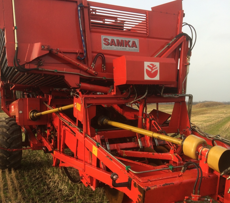 4360 Dewulf RDT 952 2 row potato harvester with bunker