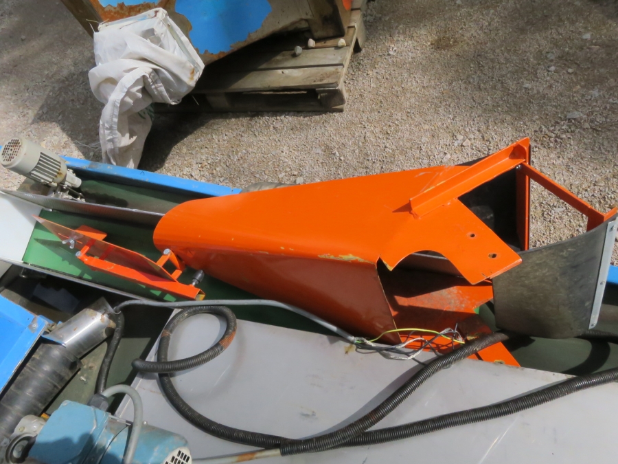 4367 EMVE automatic weigher for carrots, potatoes etc