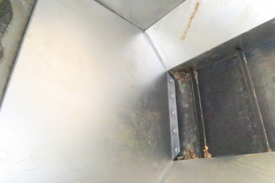 4400 EMVE soaking tank / Binge med matningselevator
