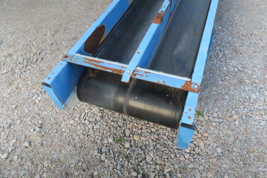 4402 EMVE Förderband 4700x550 mm