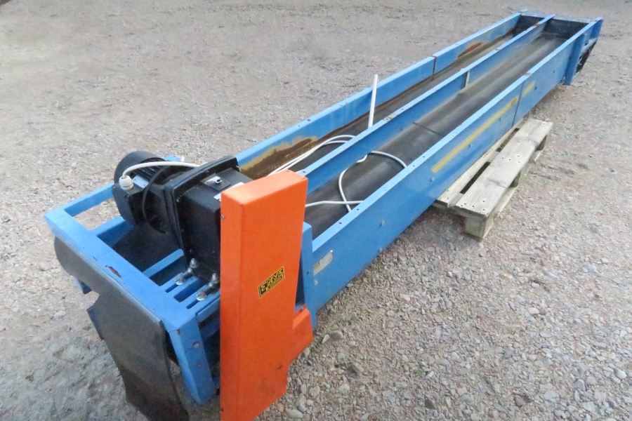 4402 EMVE Förderband 4700x550 mm
