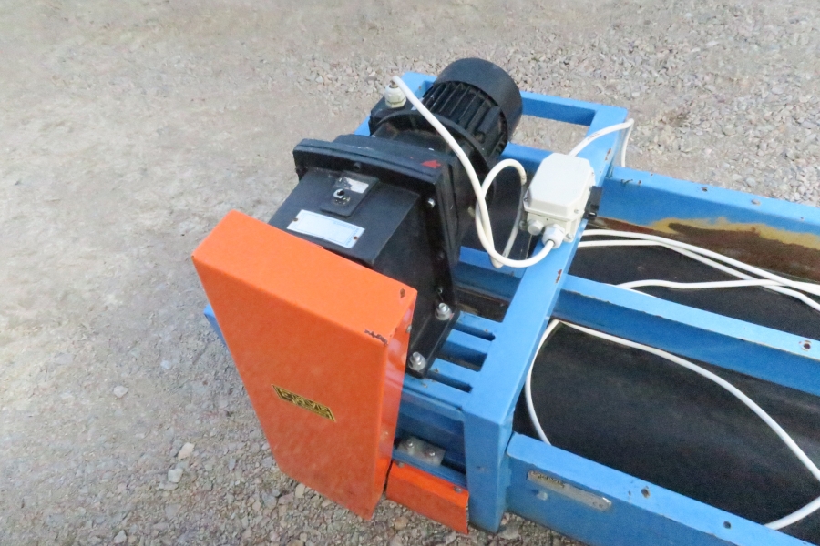 4402 EMVE Förderband 4700x550 mm