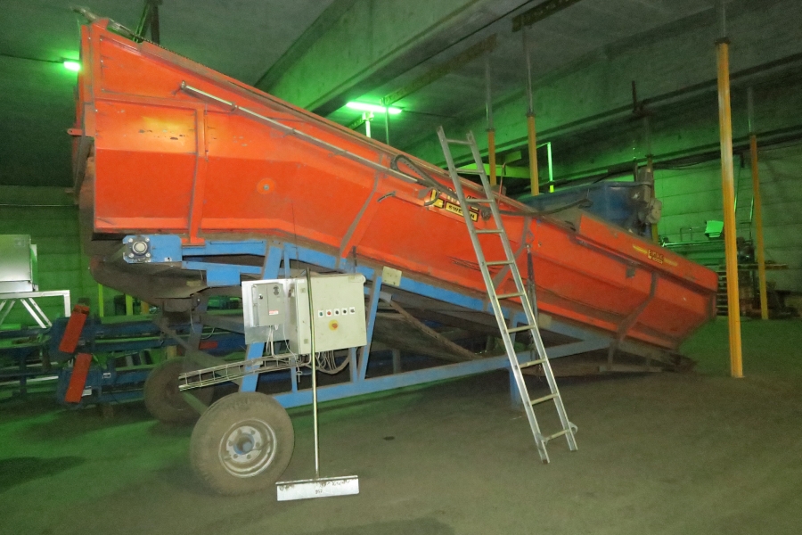 4404 EMVE Sturtzbunker RH2000