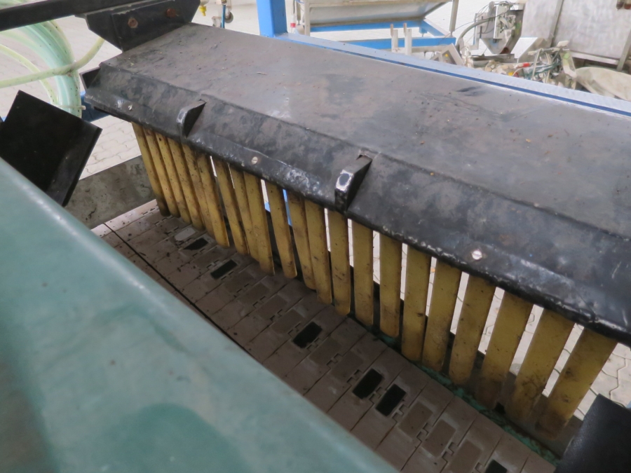 4428 Agrisep clod and stone separator
