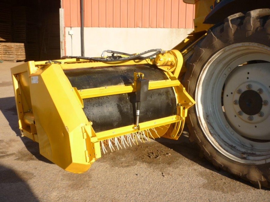4431 Pixall bean harvester