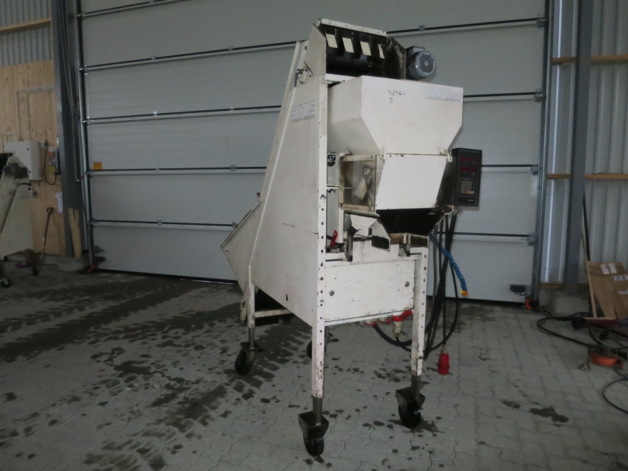 4438 SKALS AM420 Automatische waage