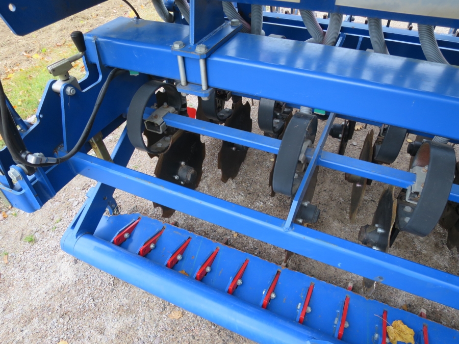 4493 Fiona direct seeding drill 4m XC DC