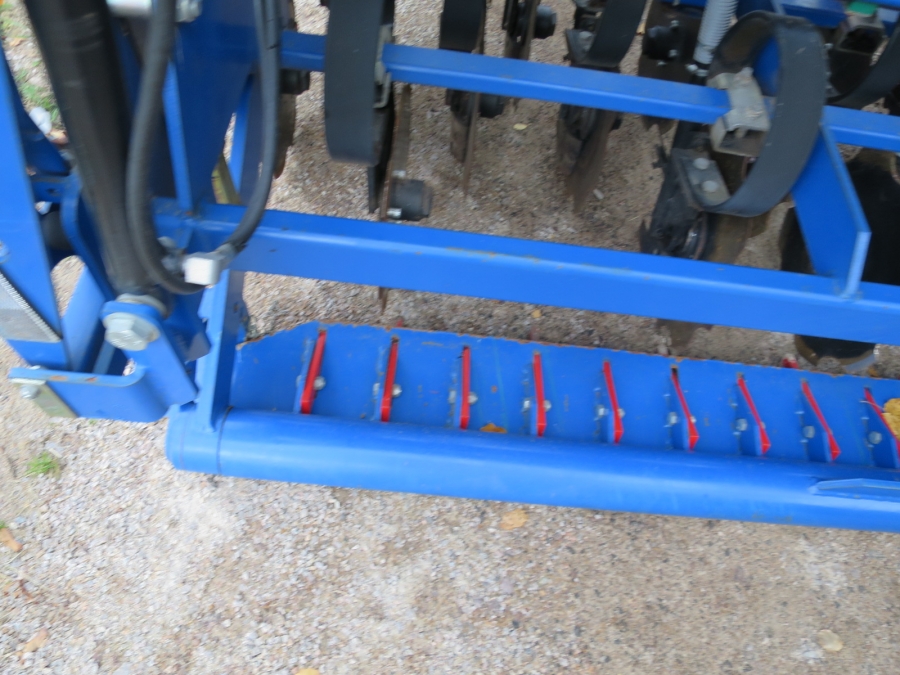 4493 Fiona direct seeding drill 4m XC DC