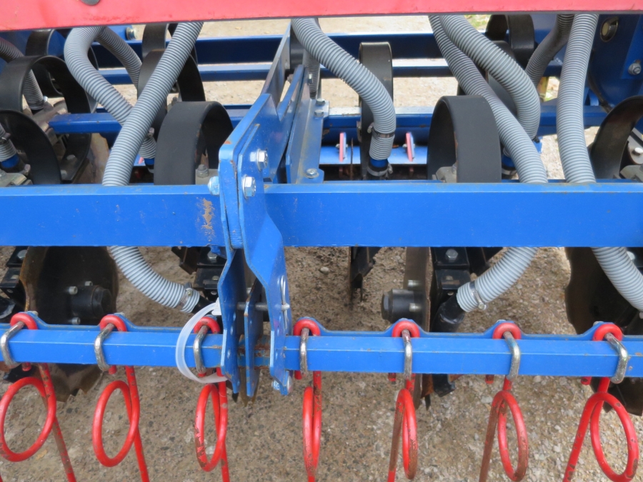 4493 Fiona direct seeding drill 4m XC DC