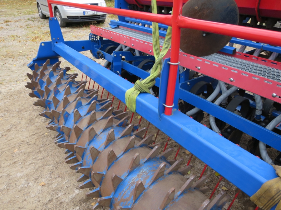 4493 Fiona direct seeding drill 4m XC DC