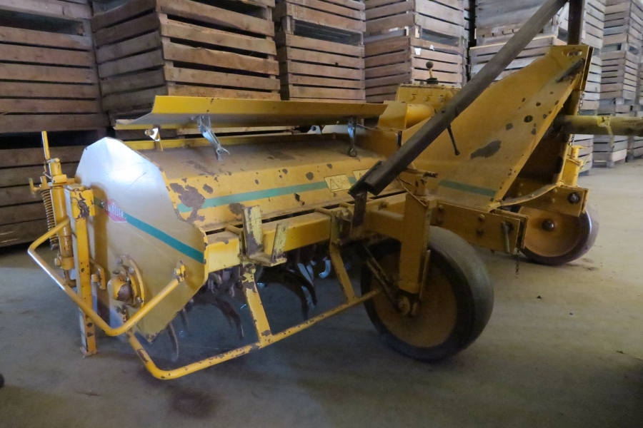 4510 Rumptstad rotary hiller 4x75 cm. 