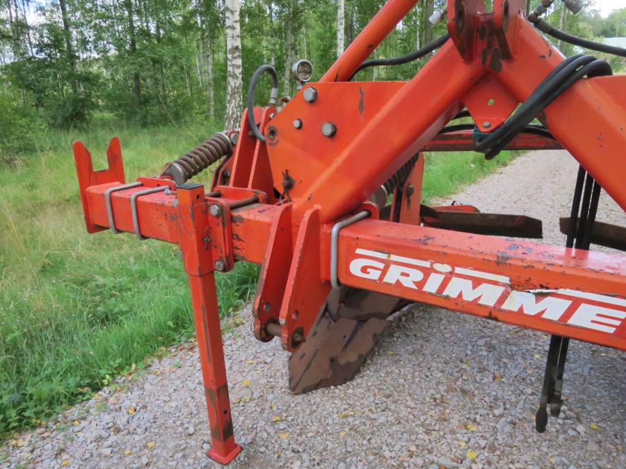 4513 Grimme Beetformer