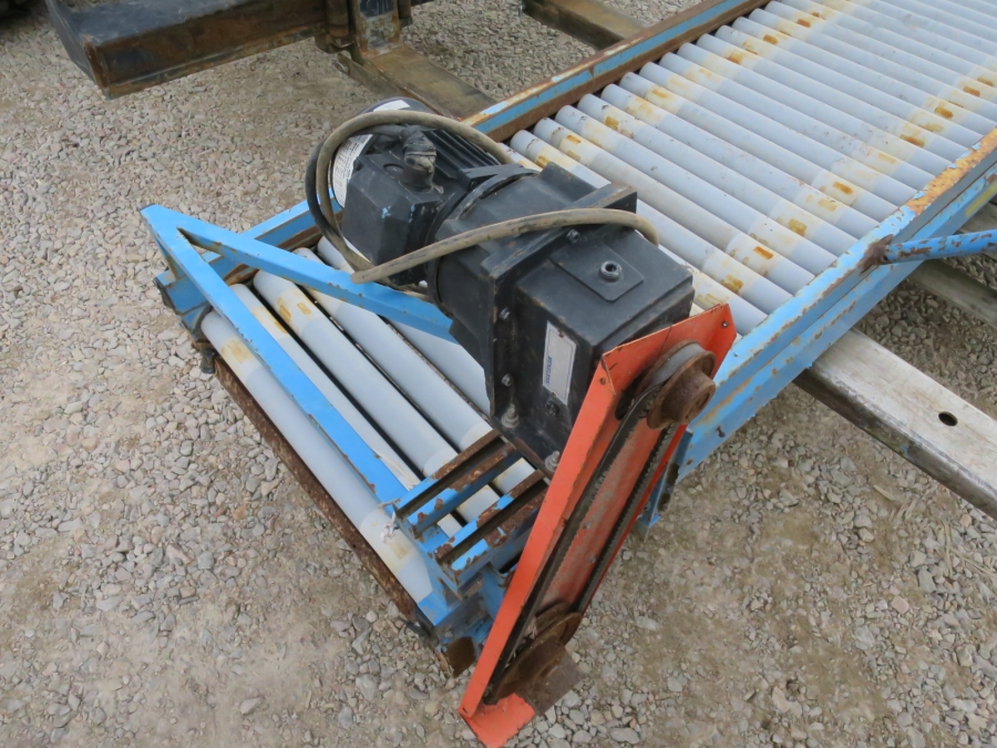 4534 EMVE roller table
