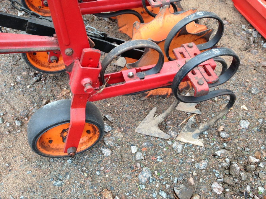 4571 Kongskilde Riehe Hackgeräte 5 Reihe 