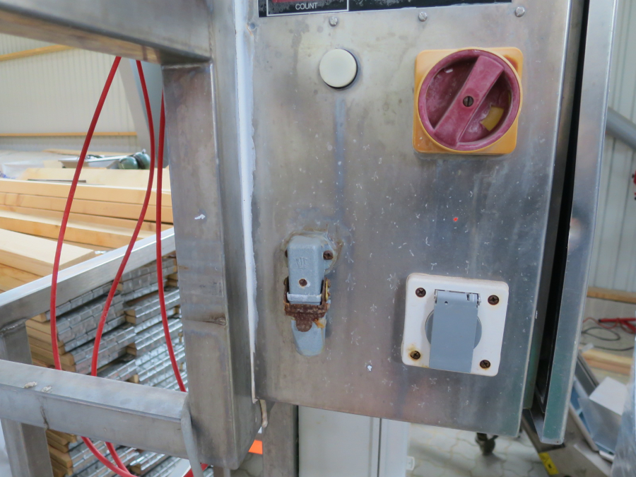 4575 Newtec 1100 Komputerwaage