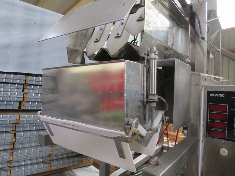 4575 Newtec 1100 Komputerwaage
