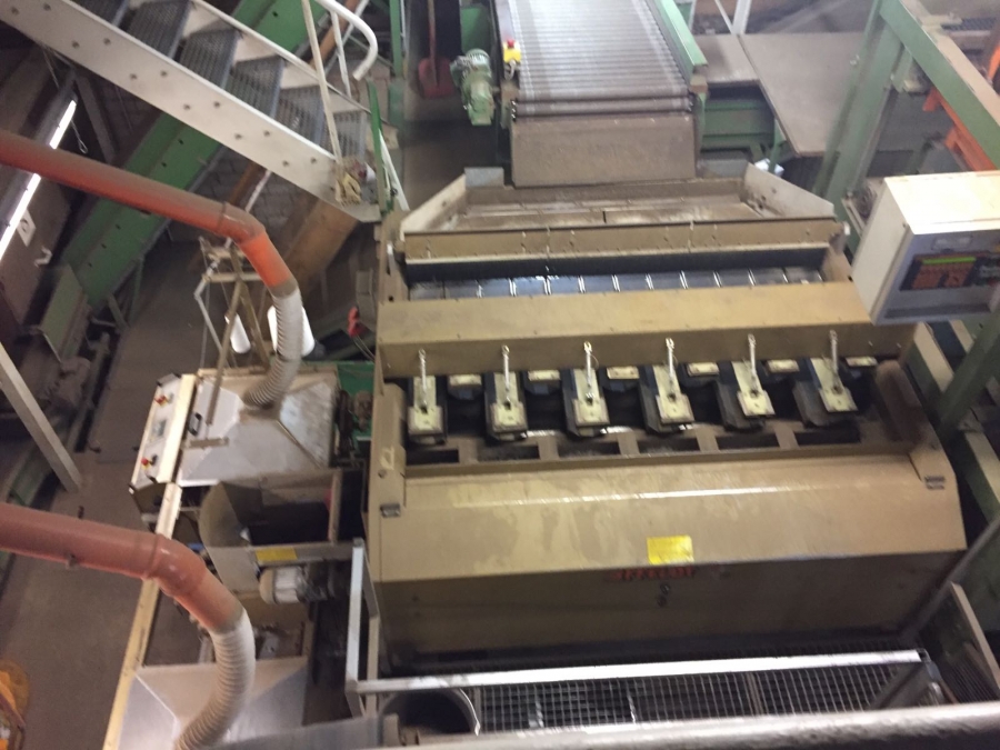 4588 Affeldt Computer weigher 12 head with rollstock net bagger