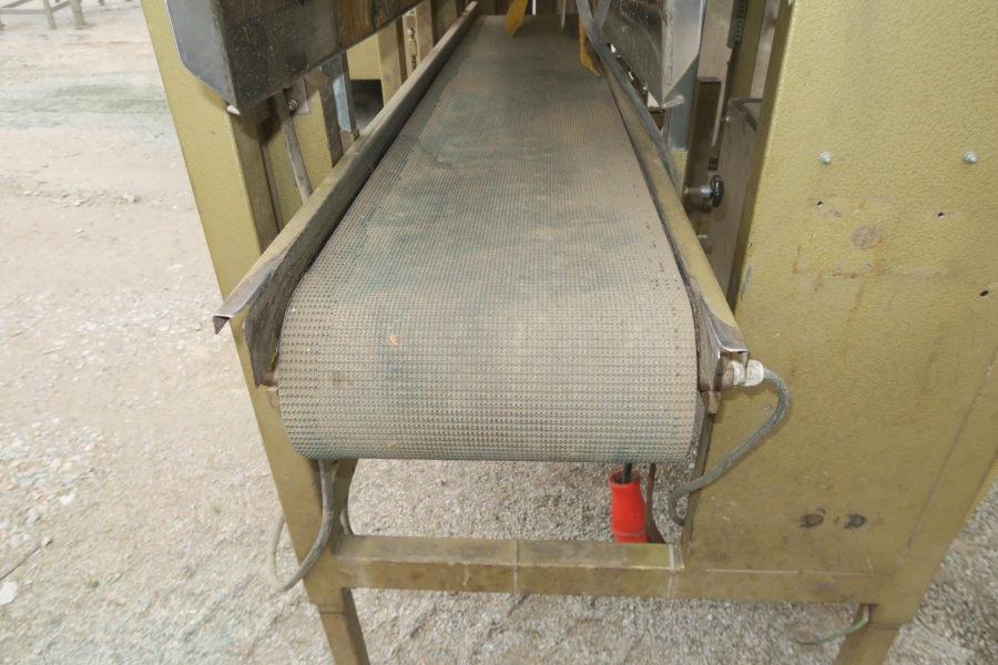 4588 Affeldt Computer weigher 12 head with rollstock net bagger
