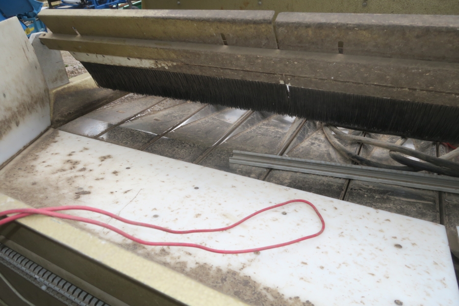 4588 Affeldt Computer weigher 12 head with rollstock net bagger