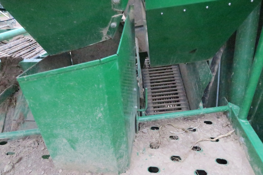 4592 WM Kartoffeltechnik 8500 2 Reihe Kartoffelroder