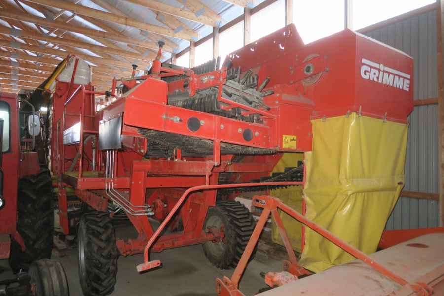 4595 Grimme 70-20 potato harvester