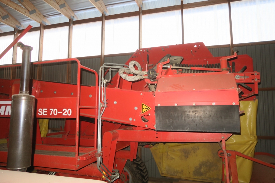 4595 Grimme 70-20 potato harvester