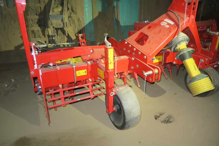 4597 Grimme GF400 rotary hiller 4x75 cm