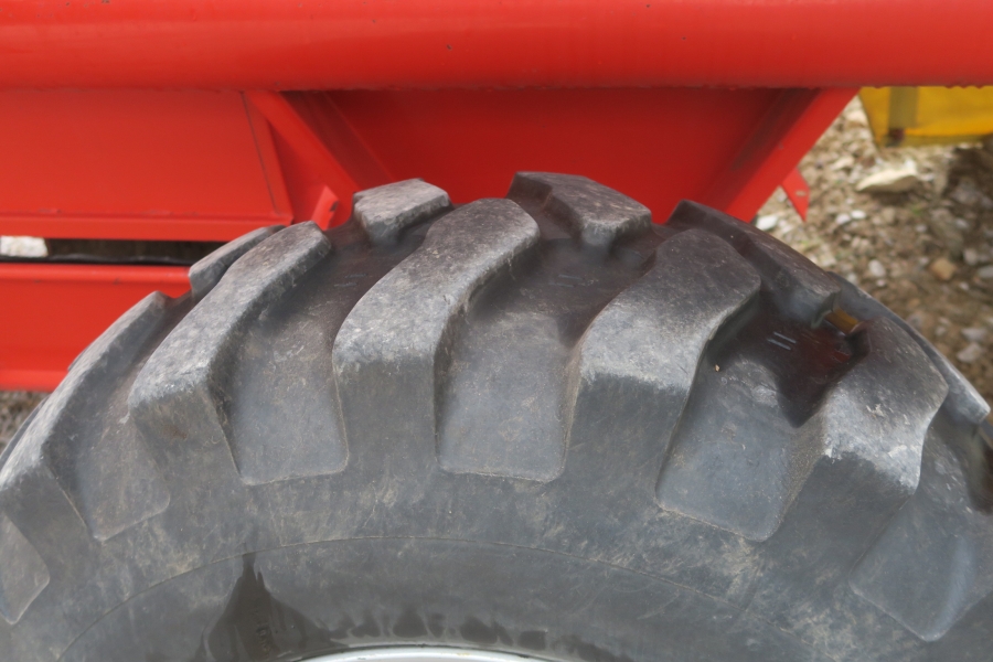 4609 Grimme SE 75-30 UB potato harvester
