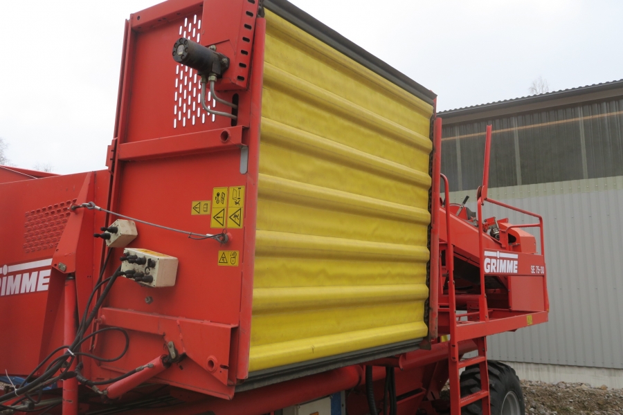 4609 Grimme SE 75-30 UB potato harvester