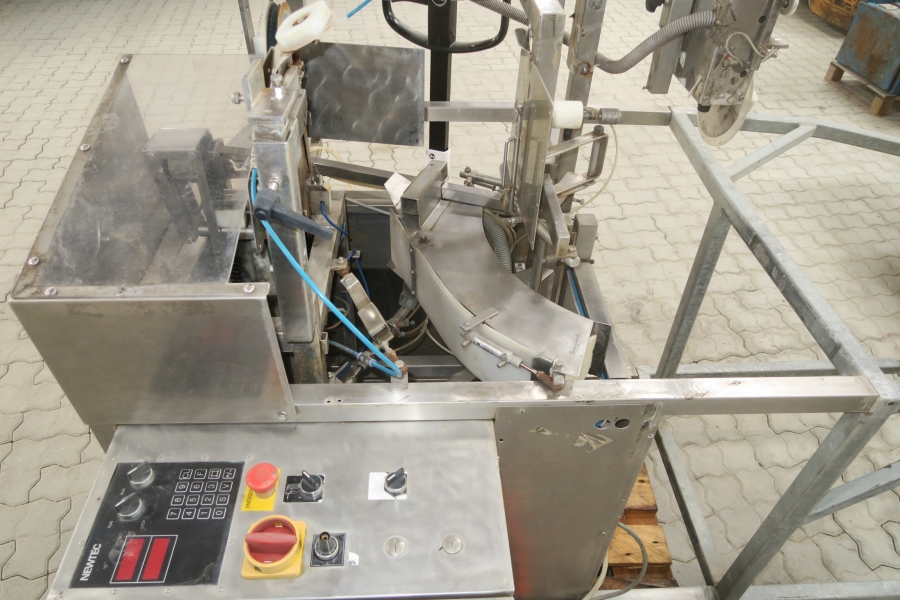 4616  Newtec 2009G Computer weigher for carrots