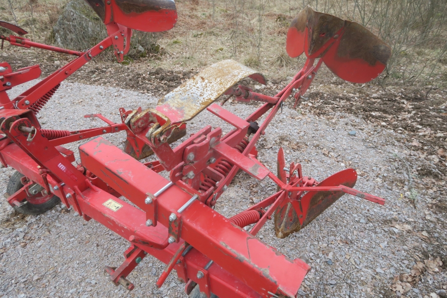 4629 Underhaug potato ridger 4 row