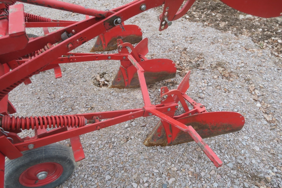 4629 Underhaug potato ridger 4 row
