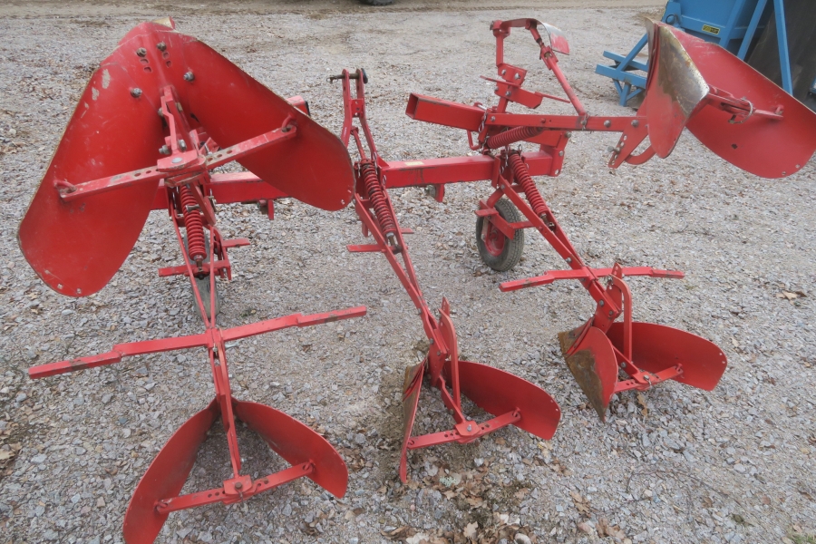 4629 Underhaug potato ridger 4 row