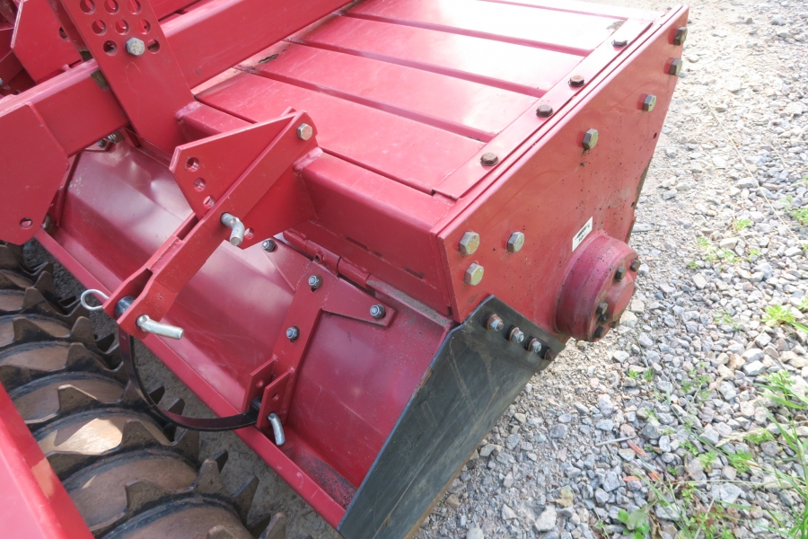 4674 Kongskilde Elliptor rotary cultivator with pressure roller