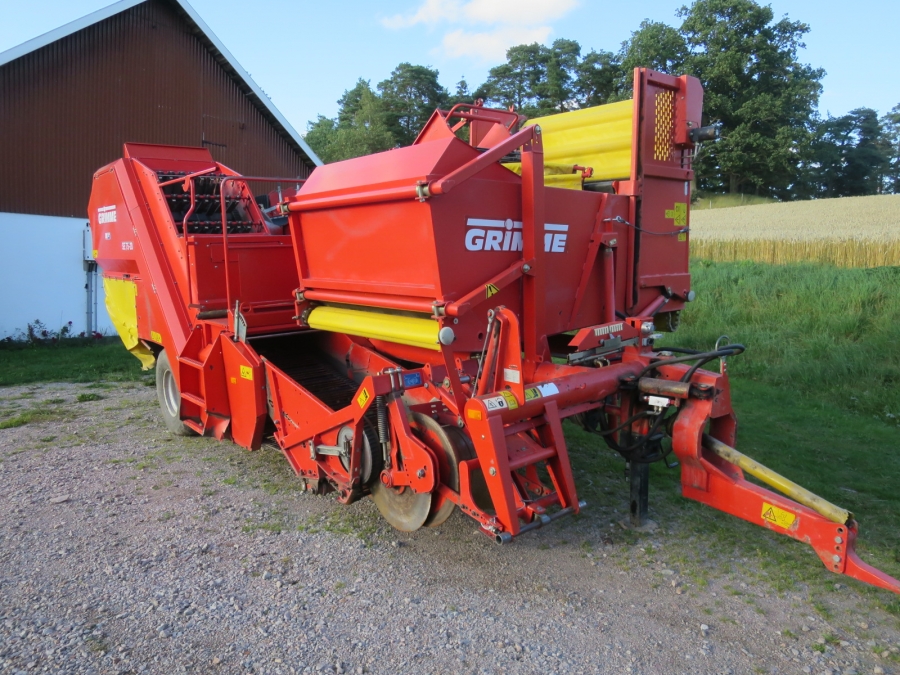 4677 Grimme SE75-20 potato harvester
