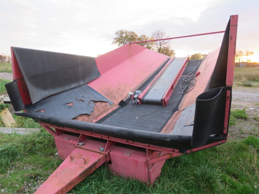 4687 Tong Storemaker 1200 Sturtzbunker