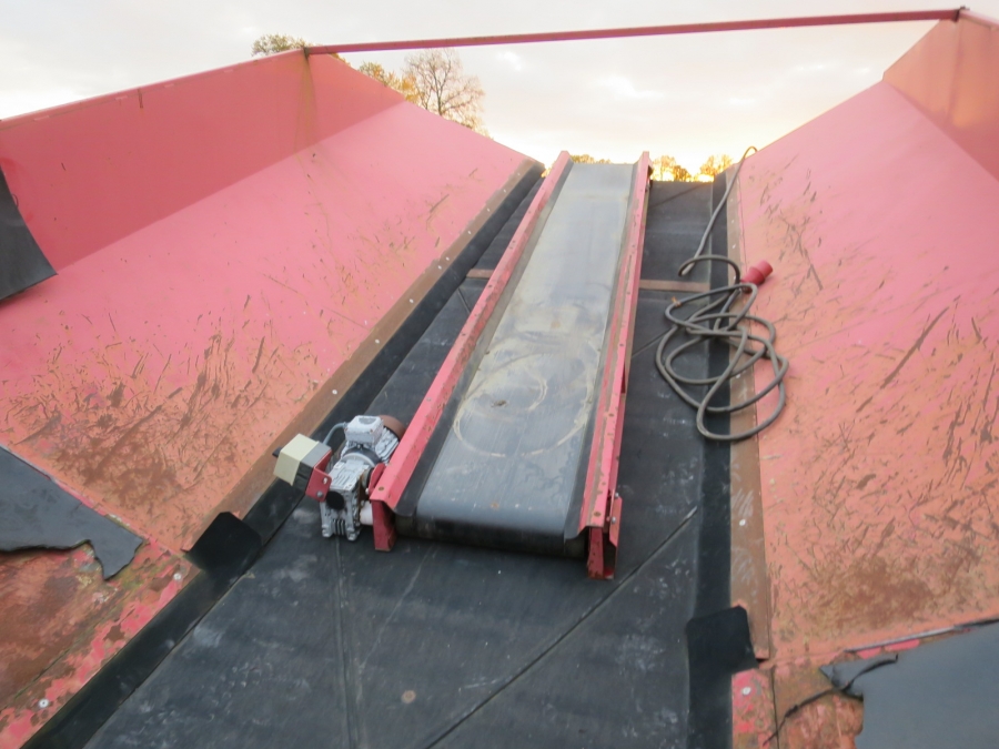4687 Tong Storemaker 1200 Sturtzbunker