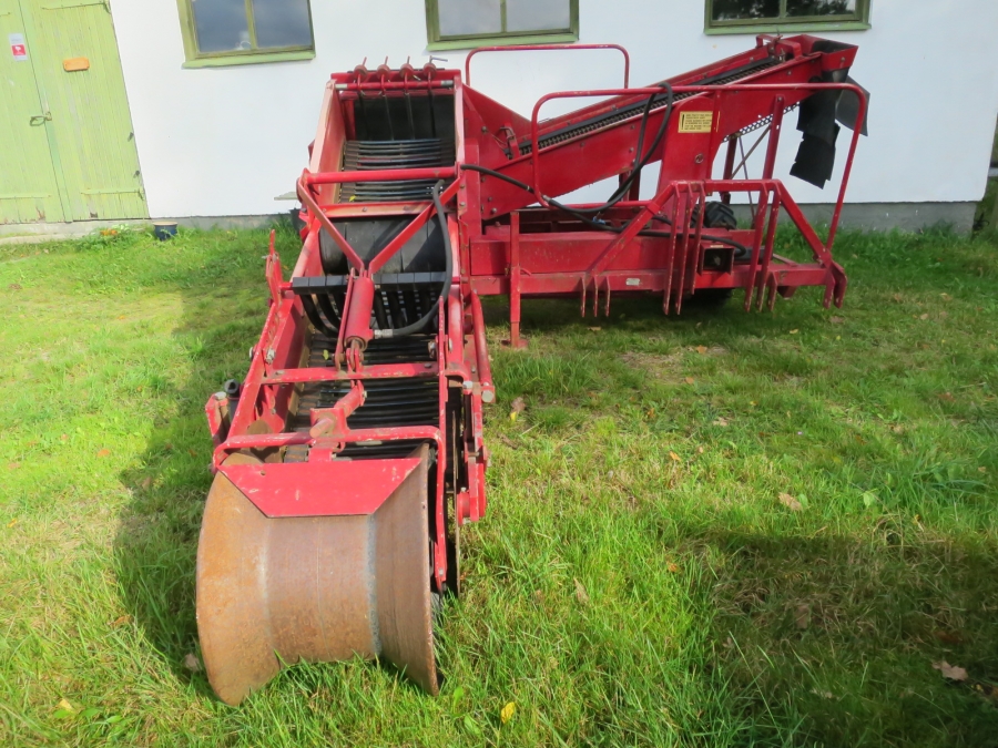 4697 Juko Midi potato harvester