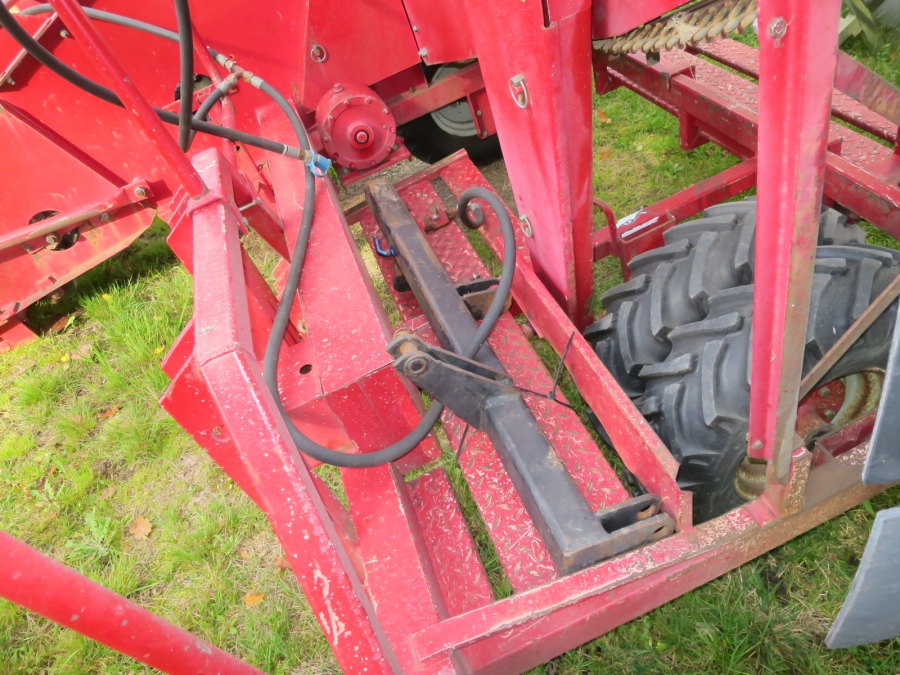 4697 Juko Midi potato harvester
