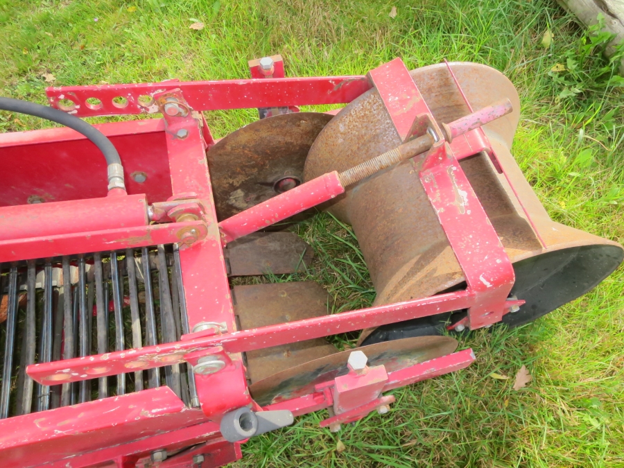 4697 Juko Midi potato harvester