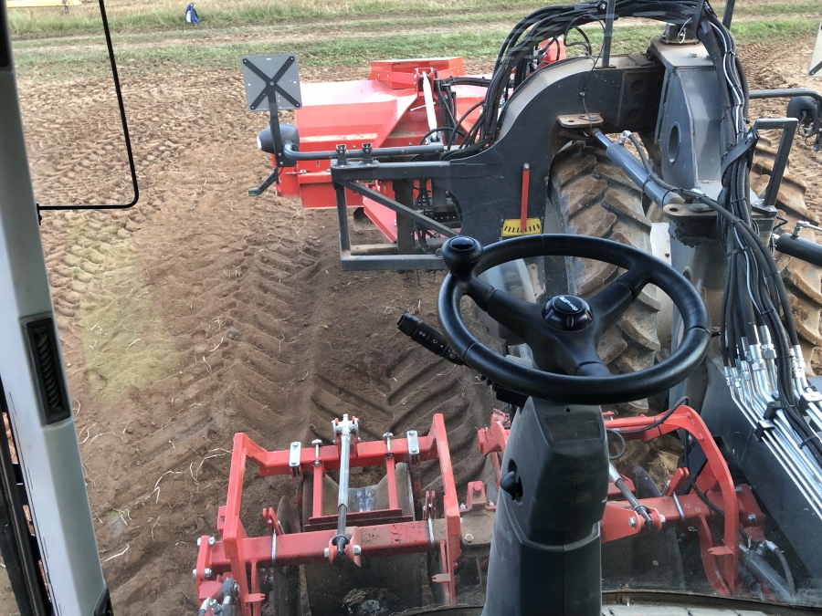 4702 Dewulf RQA3060 potato harvester selfpropelled
