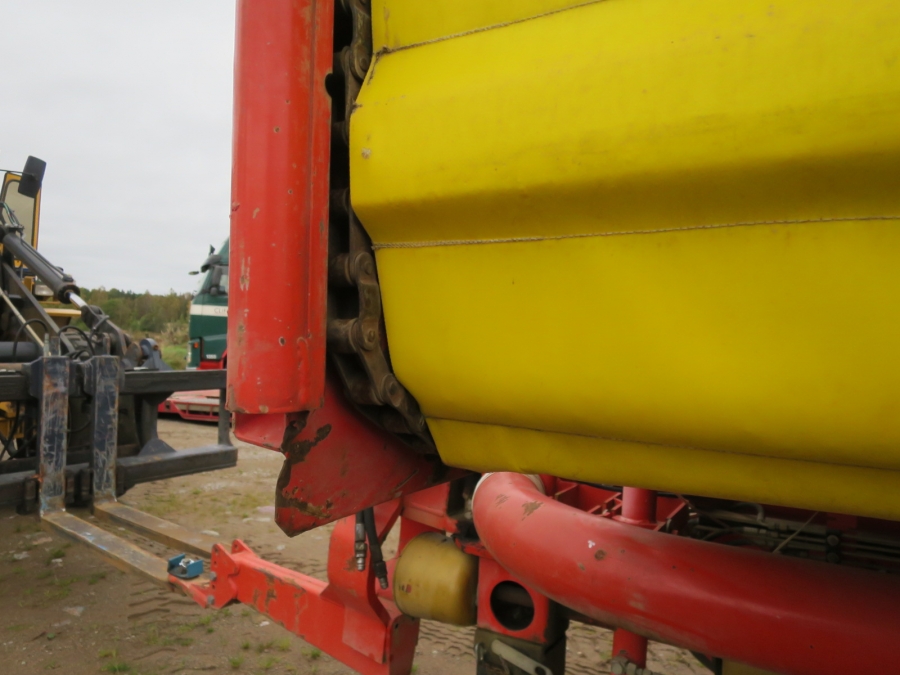 4704 Grimme SE75-30 potato harvester